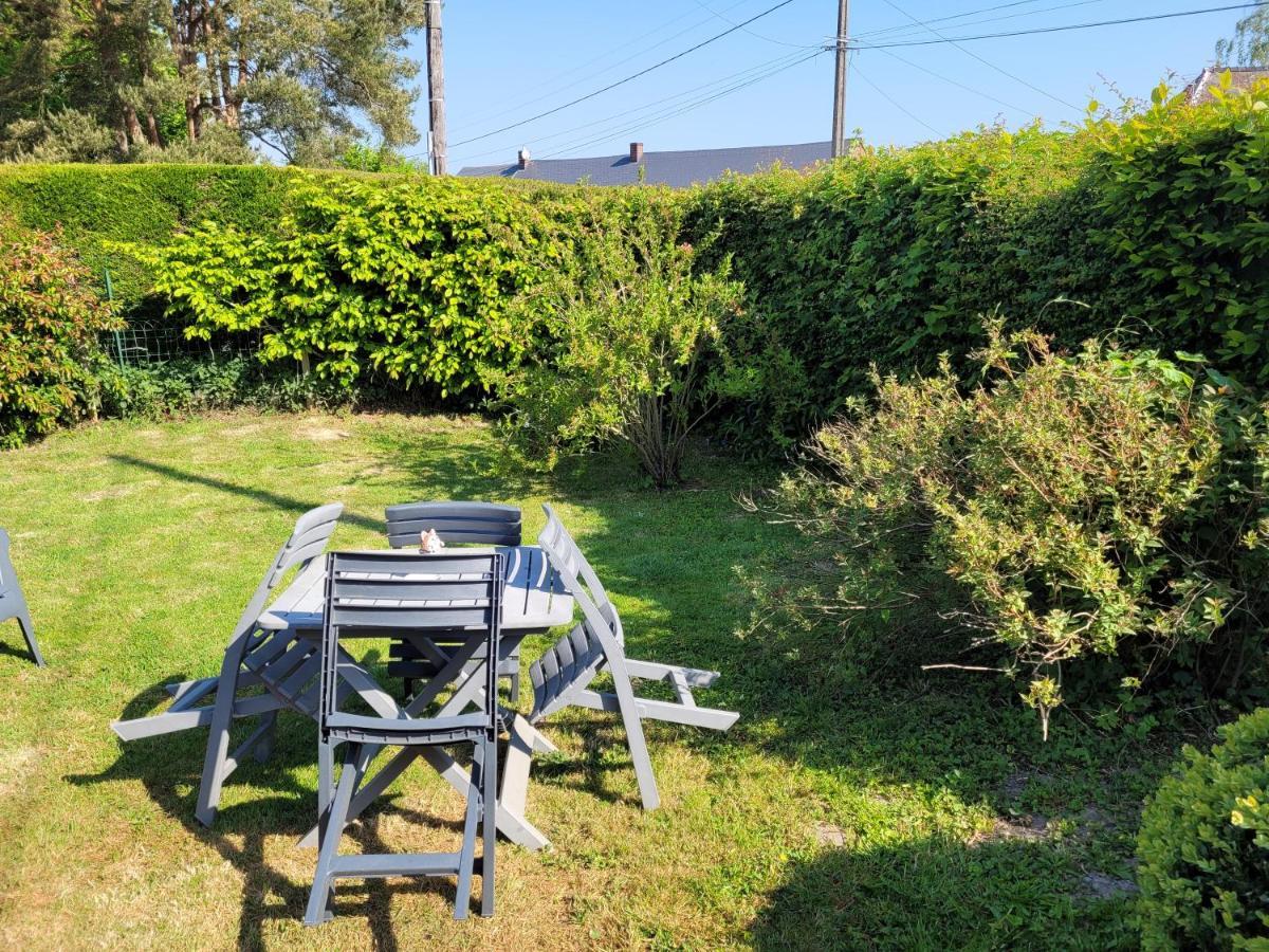 Bienvenue du côté de chez nous Wignehies Exterior foto